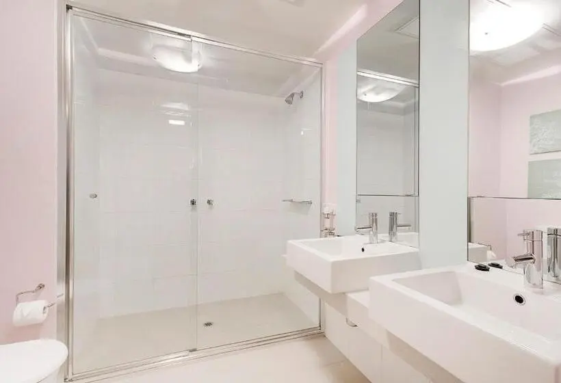 ３ベッドルームアパートメント, Waterfront Melbourne Apartments