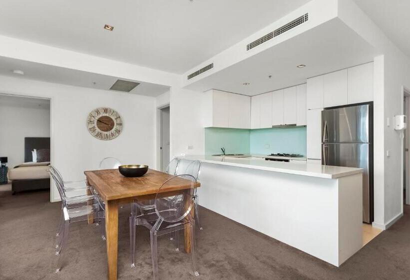 דירת שלושה חדרים, Waterfront Melbourne Apartments