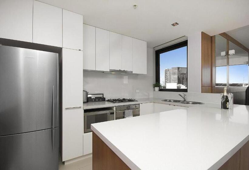 דירת אקזקיוטיב 3 חדרים, Waterfront Melbourne Apartments