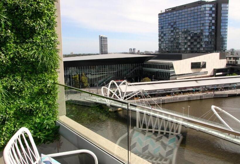 Апартаменты Ejecutiva 2 Спальни, Waterfront Melbourne Apartments