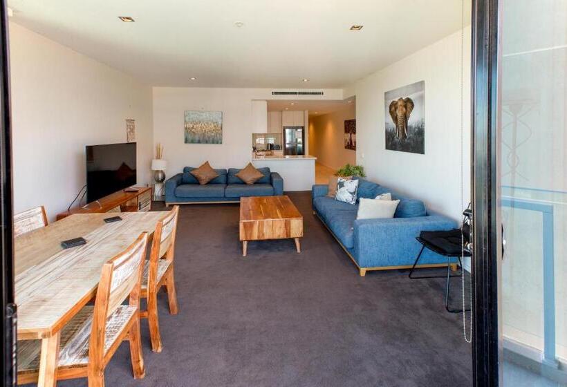 דירת אקזקיוטיב 2 חדרים, Waterfront Melbourne Apartments