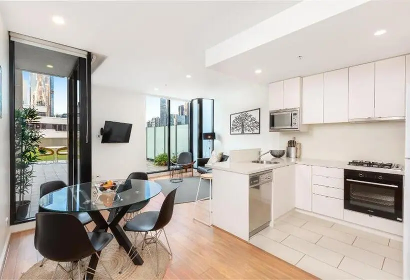 テラスつきの２ベッドルームアパートメント, Waterfront Melbourne Apartments