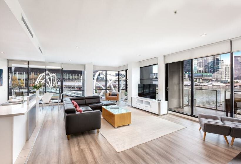 Апартаменты Ejecutiva 3 Спальни, Waterfront Melbourne Apartments