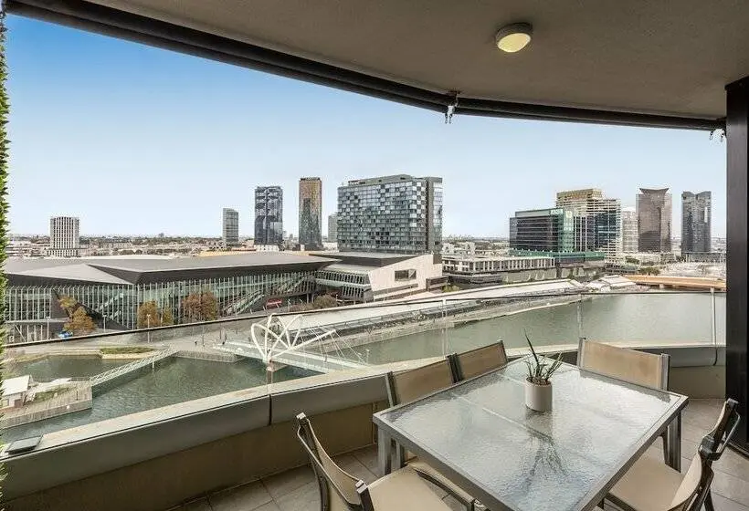 エクゼクティブアパートメントの３ベッドルーム, Waterfront Melbourne Apartments