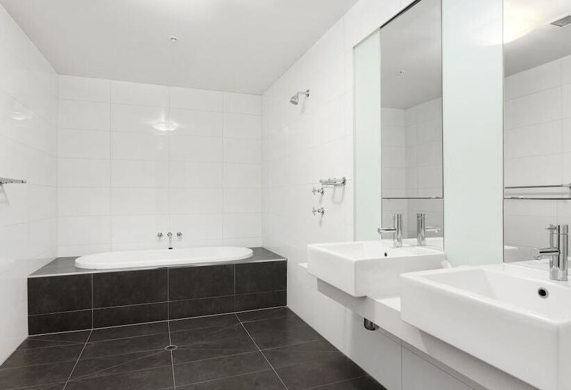 דירת אקזקיוטיב 3 חדרים, Waterfront Melbourne Apartments