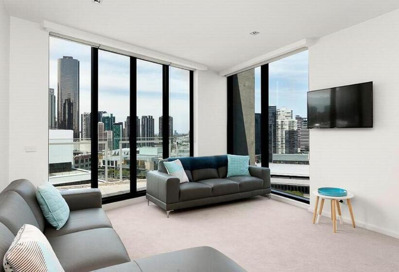 דירת שלושה חדרים, Waterfront Melbourne Apartments