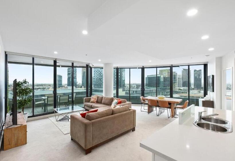 Апартаменты Ejecutiva 3 Спальни, Waterfront Melbourne Apartments