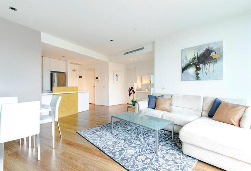 דירת אקזקיוטיב 2 חדרים, Waterfront Melbourne Apartments