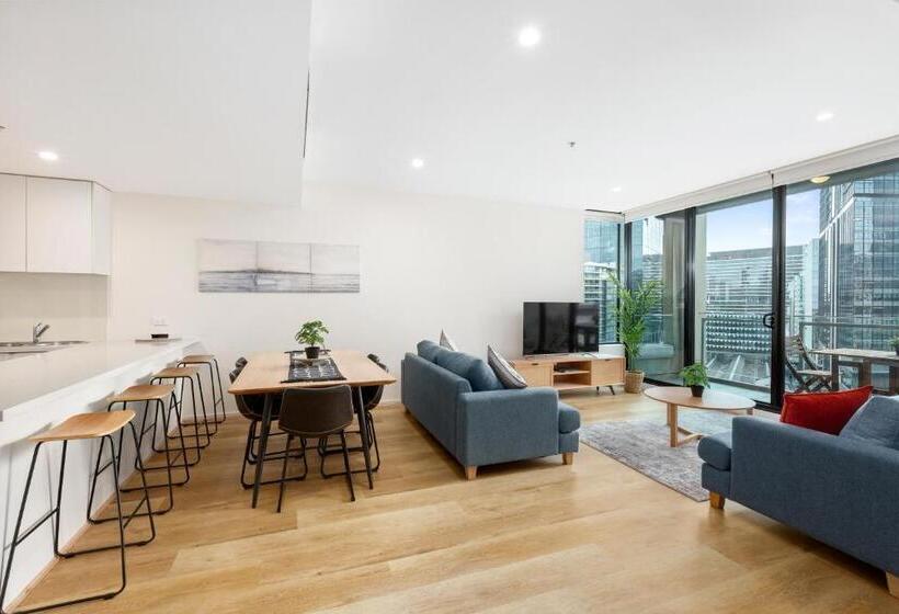 דירת שלושה חדרים, Waterfront Melbourne Apartments