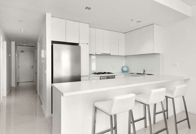 דירת שלושה חדרים, Waterfront Melbourne Apartments