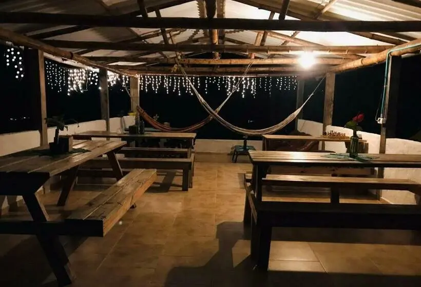 Standard Kolmen Hengen Huone, Ecofinca Salento