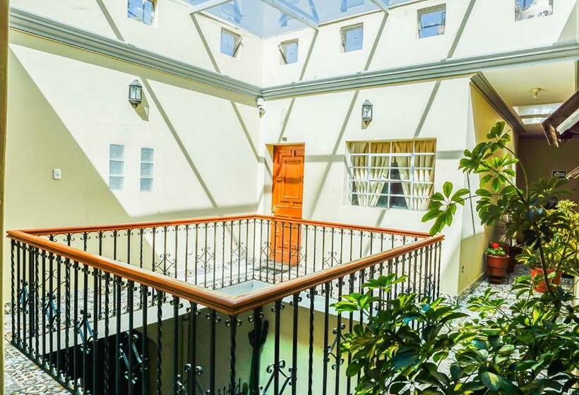 スタンダードトリプルルーム, Hostal El Remanso