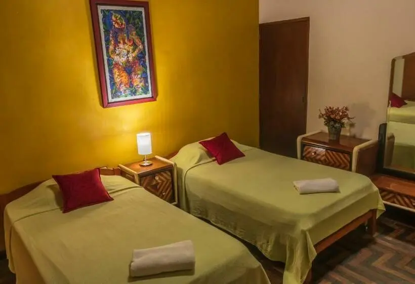 スタンダードルーム, Flying Dog Hostel Iquitos