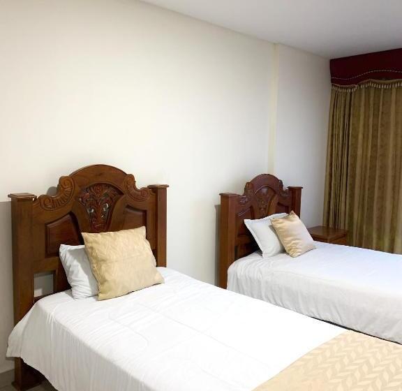 اتاق خانوادگی, Continental Plaza