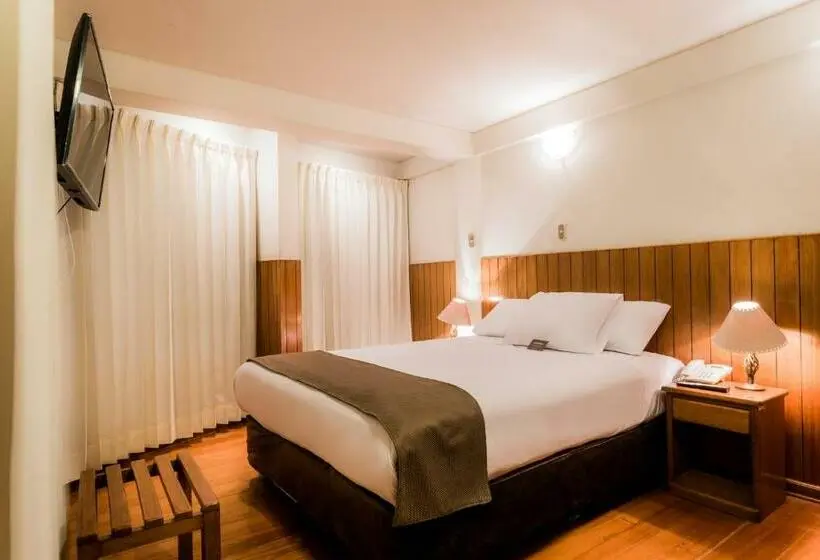 Juniorsviitti, Dm Hoteles Arequipa