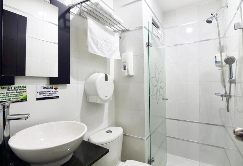 4인용 스탠다드 룸, Florida Sincelejo