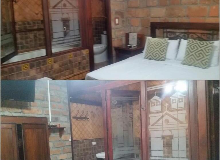 اتاق سوپریور, Hosteria De La Plaza Menor