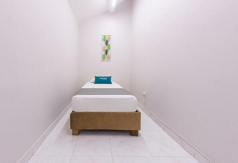 Quarto Quádruplo Estandar, Neos Hotel Cartagena