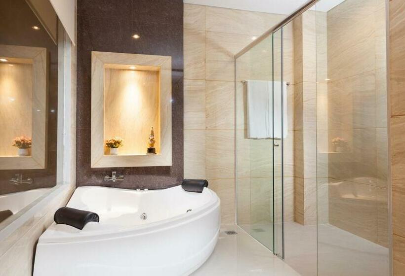 로얄 스위트, Le Eminence Puncak Hotel Convention & Resort