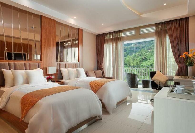 주니어 스위트 발코니, Le Eminence Puncak Hotel Convention & Resort
