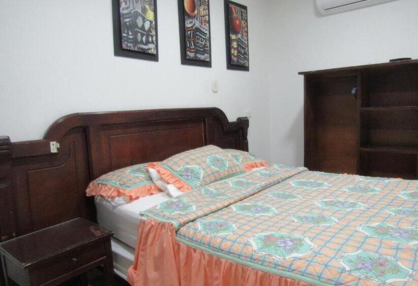 Standardzimmer, Nuevo Tio