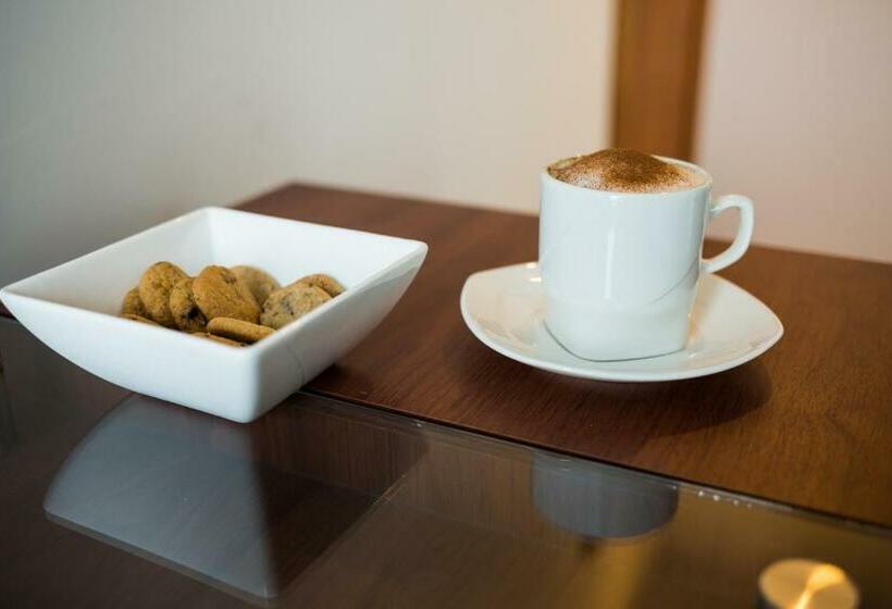 带大床的套房, Parque Del Sol