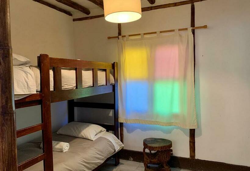 スタンダード４人部屋, Refugio De Santiago Ecolodge