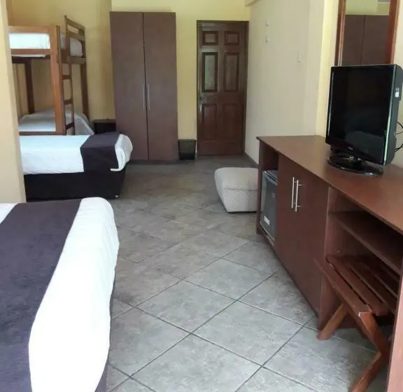 Standard Viiden Hengen Huone, Rio Lindo Ecolodge