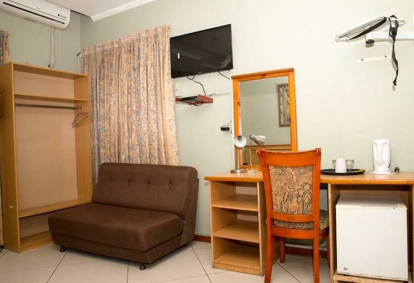 Номер Стандартный с Видом, Taka Taka