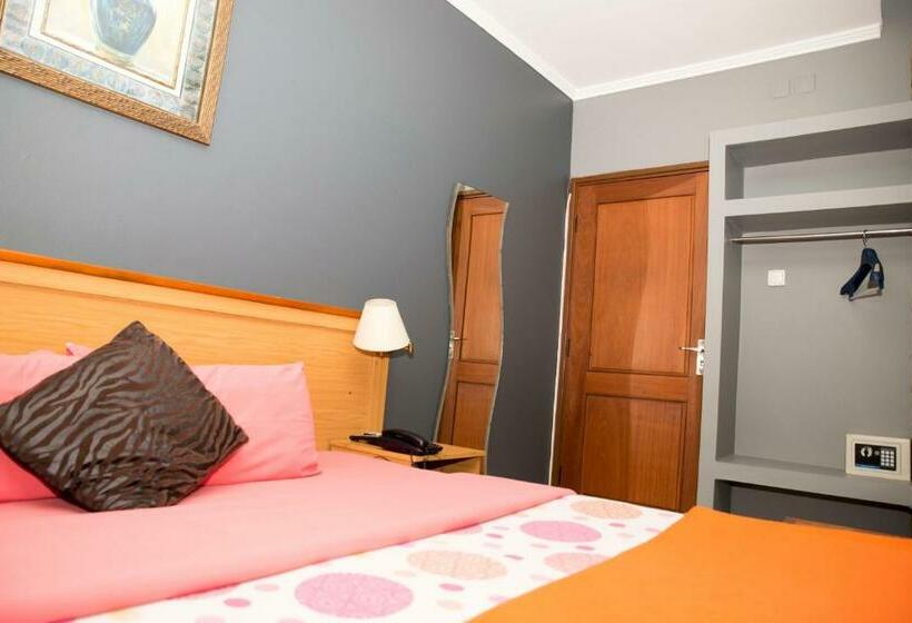 Номер Deluxe, Taka Taka