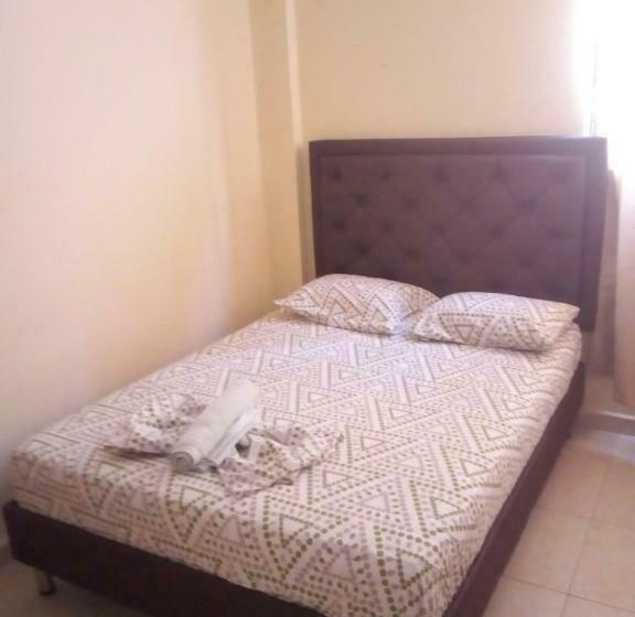 غرفة قياسية, Táchiras