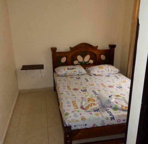 غرفة قياسية, Táchiras