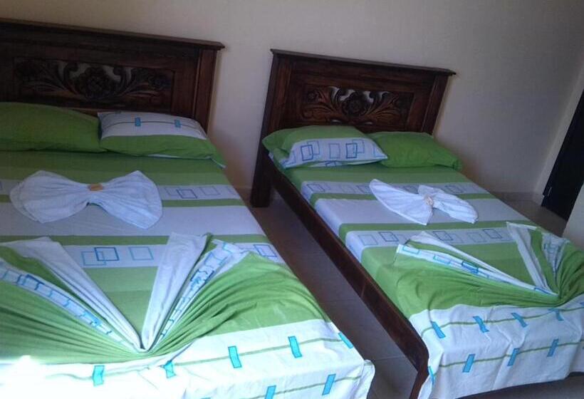 غرفة قياسية, Táchiras