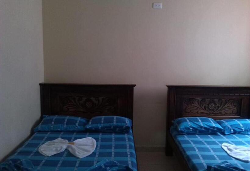 غرفة قياسية, Táchiras