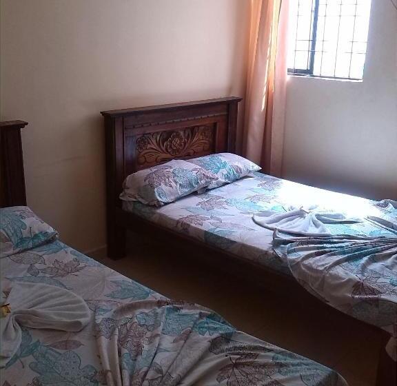 غرفة قياسية, Táchiras