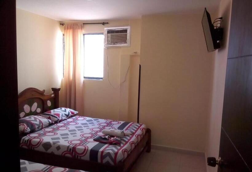 غرفة قياسية, Táchiras