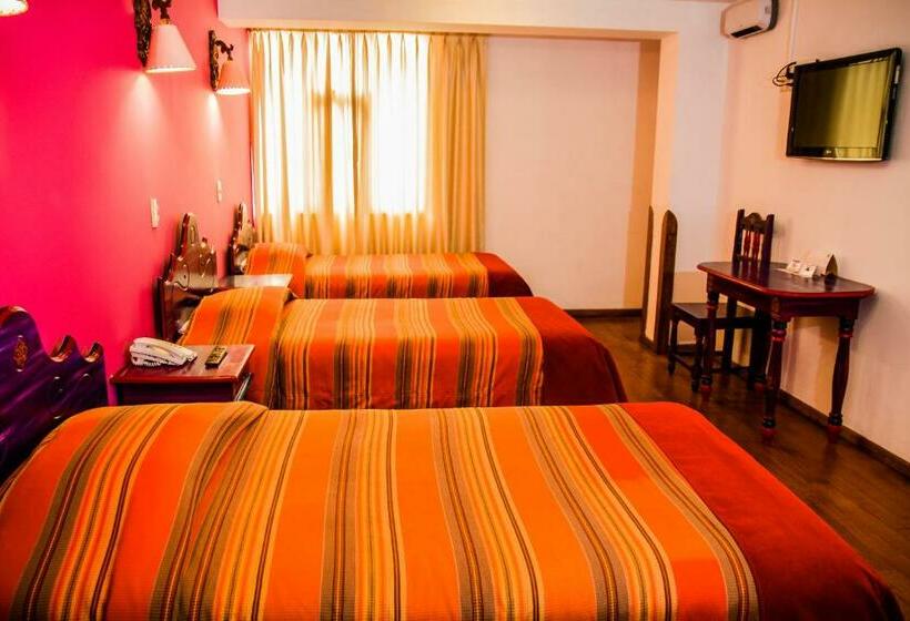 Номер Стандарт Трехместный, Warari