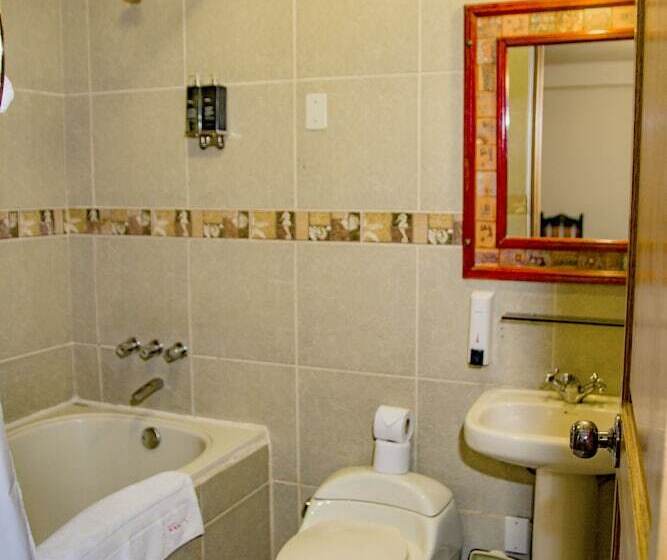 Номер Стандарт, Warari