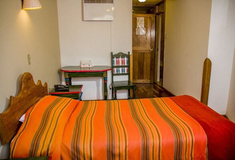 Номер Стандарт Индивидуальный, Warari