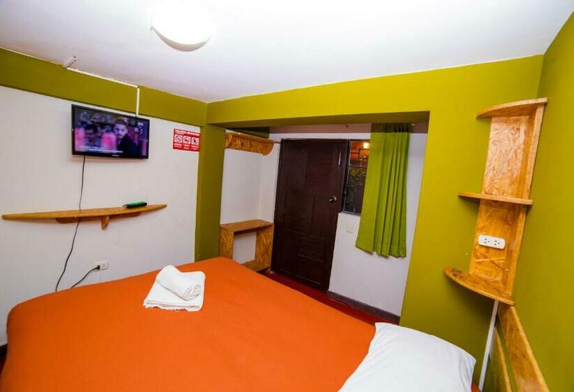 Standart Oda, Ukukus Hostel