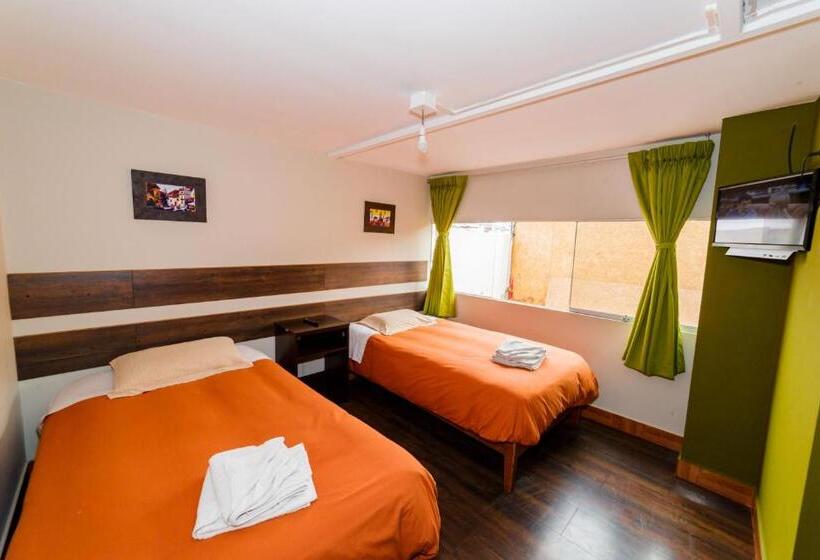 Üç Kişilik Standart Oda, Ukukus Hostel