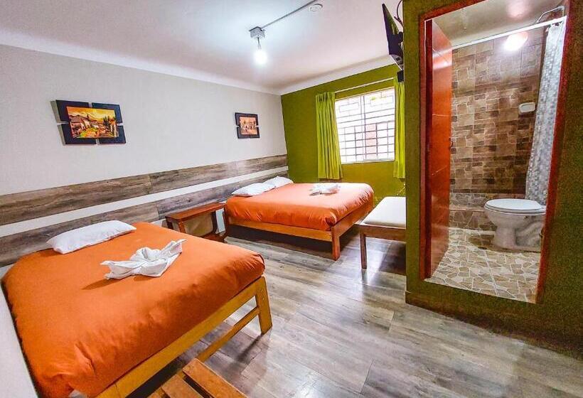 Üç Kişilik Standart Oda, Ukukus Hostel