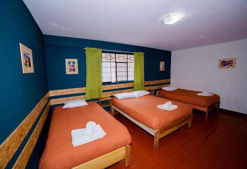 스탠다드 트리플 룸, Ukukus Hostel