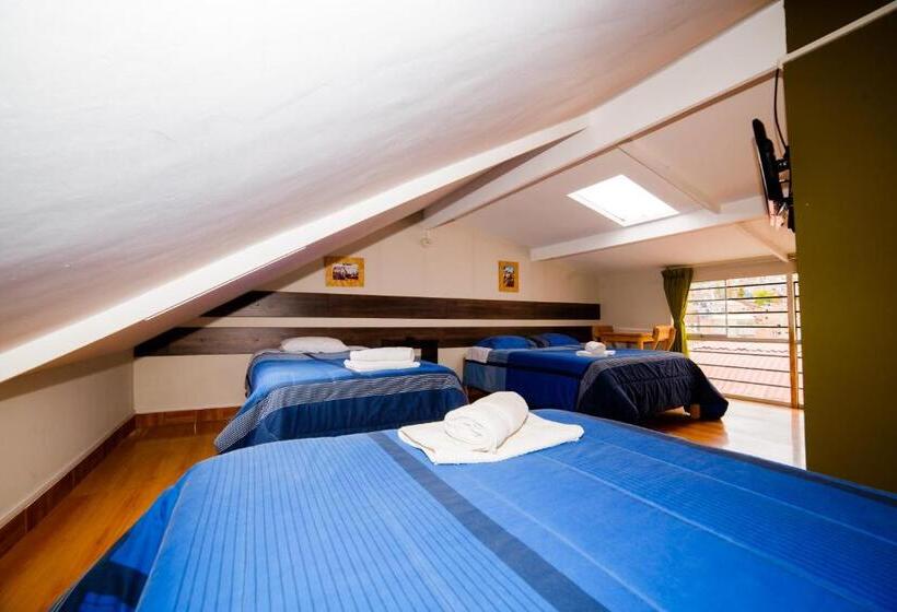 Üç Kişilik Standart Oda, Ukukus Hostel