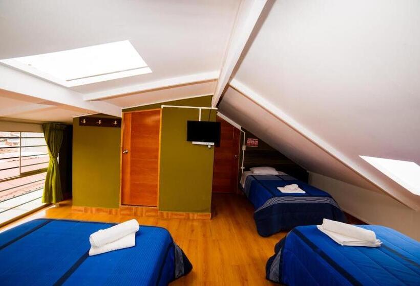 스탠다드 트리플 룸, Ukukus Hostel