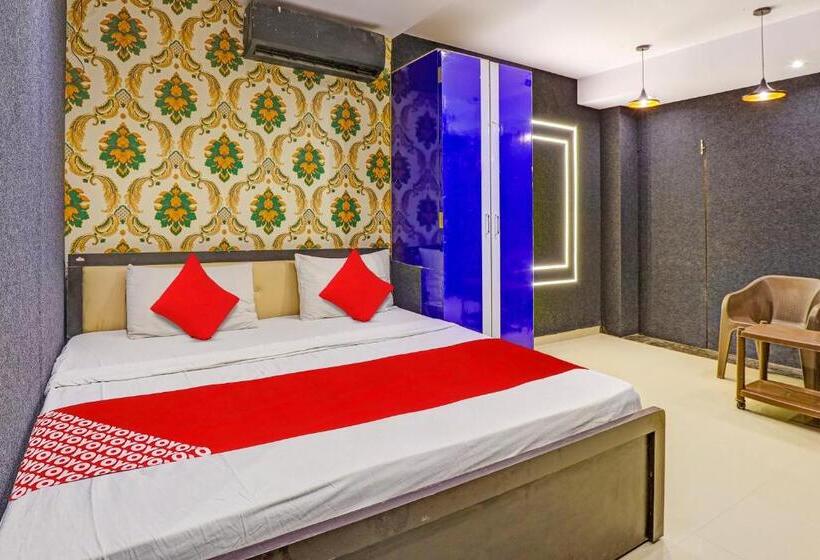 トリプルクラシックルーム, O Lotus