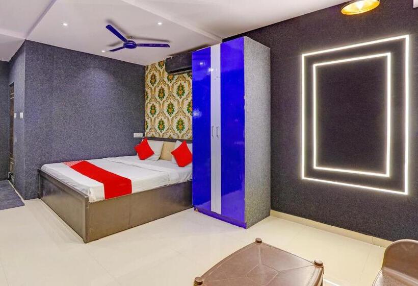 トリプルクラシックルーム, O Lotus