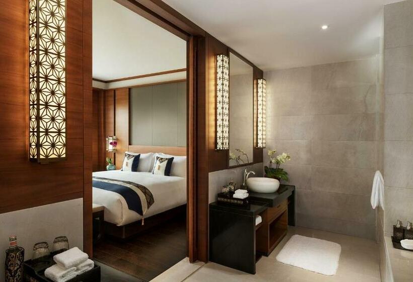 جناح مزود بتراس, Anantara Guiyang Resort