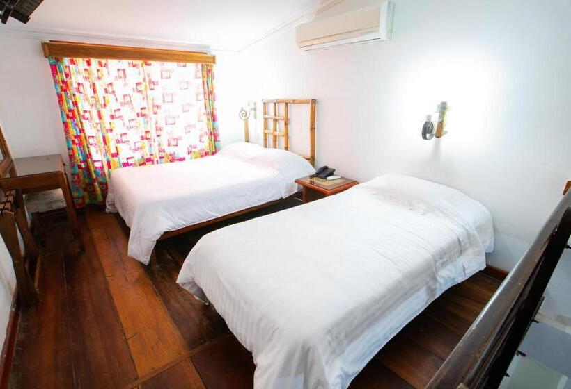 Deluxe Suite King Bed, Baluarte Cartagena Hotel Boutique