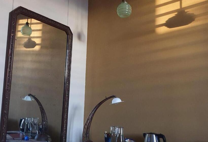 Chambre Supérieure, Bed & Breakfast Exterlaer